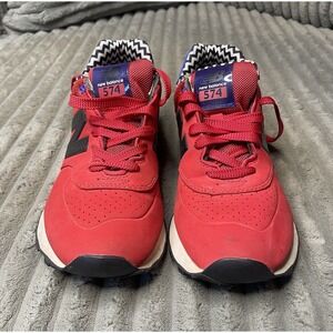 New Balance 574 Red Blue Chevron Women's Sneakers Size 8 Lace Up Running Shoes
